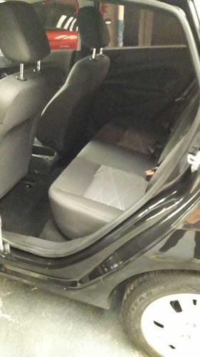 Ford Fiesta Kinetic Design 1.6 Sedan S Plus 120cv 2014