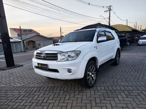 Toyota Hilux SW4 Toyota Hilux SW4 SRV 4x4 3.0 Turbo (aut)