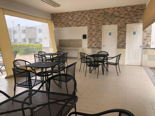 Casa En Renta Fraccionamiento Tres Cantos En Querétaro.