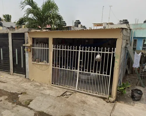 Sk17 Hermosa Casa En Venta, En Excelente Estado Ideal Para Iniciar Tu Patrimonio En Lomas Del Rio Veracruz, Pago Accesible En 2 Exhibiciones, Solo Recursos Propios. No Infonavit