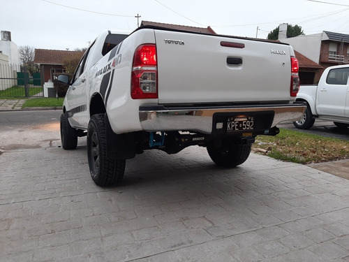 Toyota Hilux 2.5 Cd Dx Pack I 120cv 4x4 2011