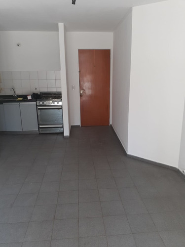 Imagen 9 de 11 de Vendo Nueva Cordoba Departamento 1 Dormitorio Con Balcon Baño Frente Al Parque