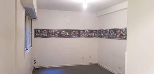 Imagen 2 de 19 de Departamento En Venta 2 Ambientes Con Dependencia De Servicio Apto Profesional