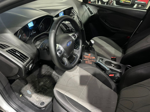 Ford Focus 1.6 S 16V Flex 4P Manual