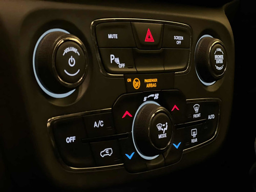 Imagem 8 de 18 de Jeep Compass 2.0 Longitude Flex 2018 36.000km Com Teto Solar