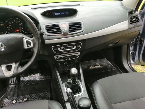Imagen 13 de 15 de Renault Mégane Iii 2.0 Luxe 2011