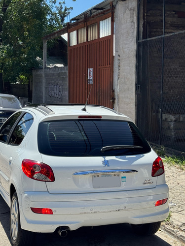Peugeot 207 1.6 Feline 106cv