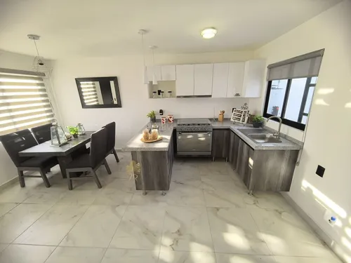 Casa Nueva En Zaru, Querétaro Moderno Con Recámara En Pb