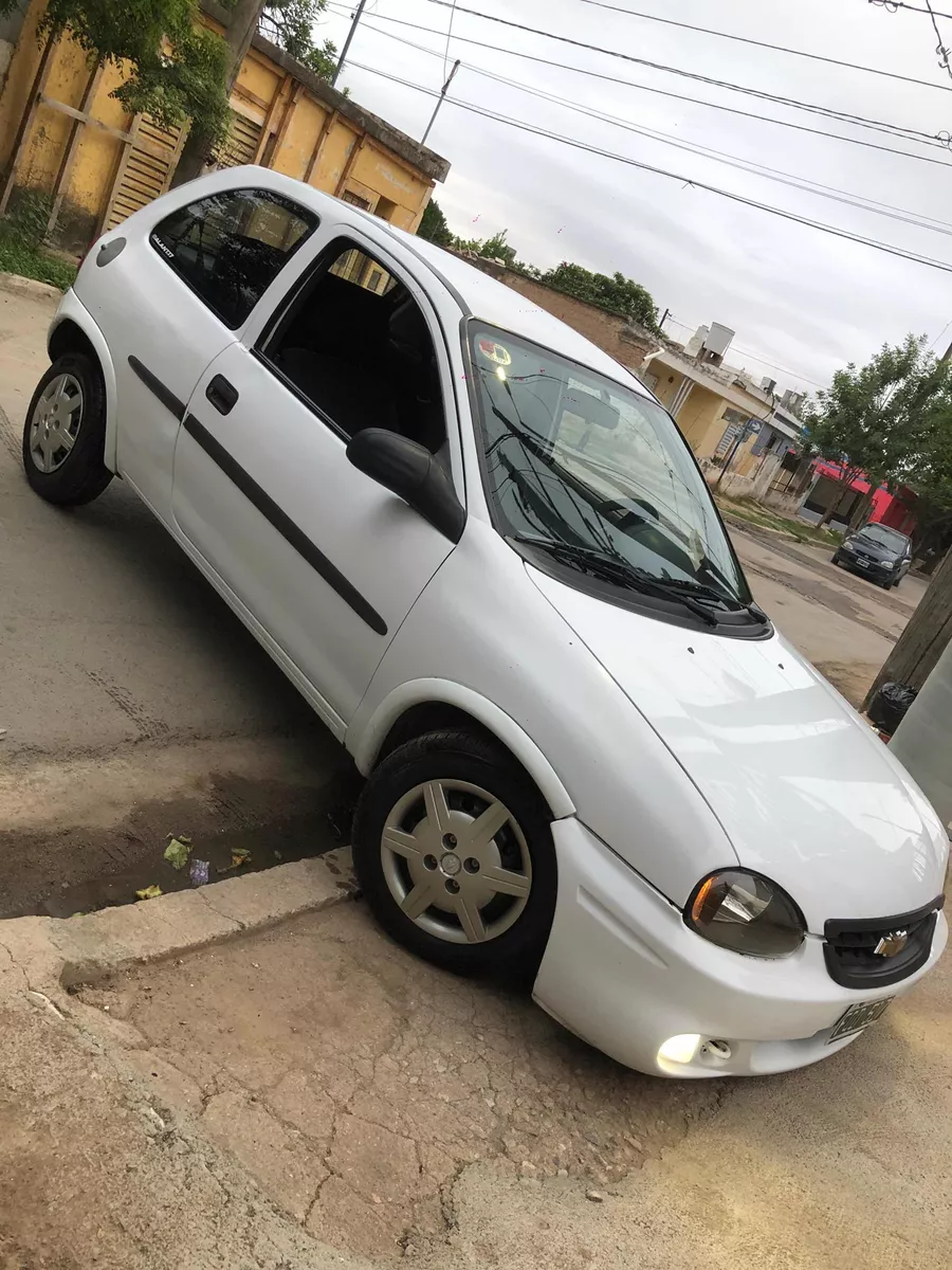 Chevrolet Corsa 1.6 Base