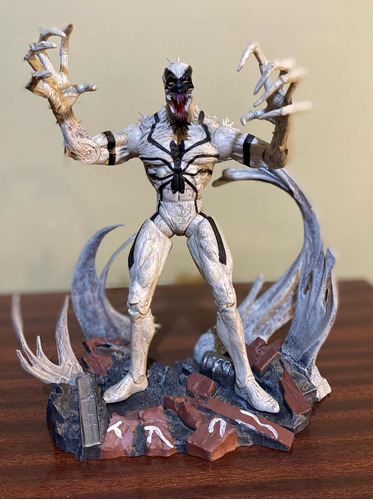 Figura Anti Venom Marvel Articulado Select Toys