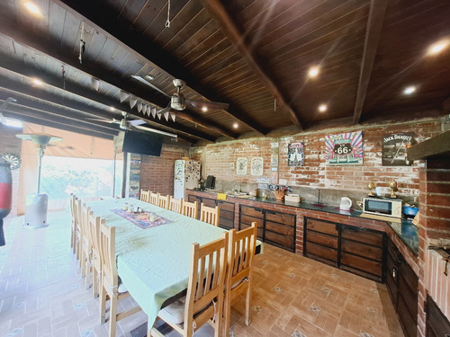 Maravillosa Casa Con Todo Listo Para Disfrutar!!