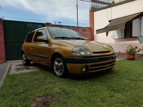 Renault Clio 1.6 Sport