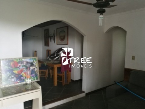 Imagem 16 de 23 de Venda- Chacara-aruja- Excelente Imóvel Com Aproximadamente A/t 3.750m², Distribuídos Em 3 Casas, Casa 1 Tem 2 Dormitórios, Sala, Cozinha, Wc(baixo - Ch00073 - 33146802