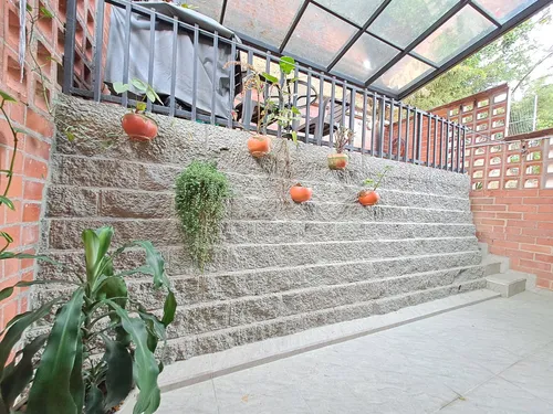 Casa En Venta En La Mota. Cod V17206