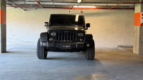 Jeep Wrangler 3.6 Sport