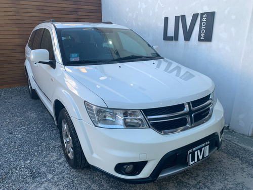 Dodge Journey 2.4 Se Año 2012 - Liv Motors