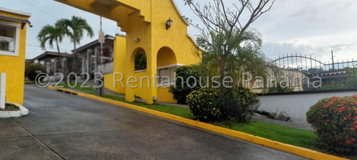 Se Vende Casa En Villa Zaita, Residencial Palmas De Mayorca 24-375