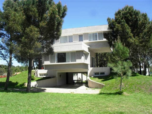 Imagen 4 de 27 de Febrero 2023 - Barrio La Herradura - Casa Con Piscina