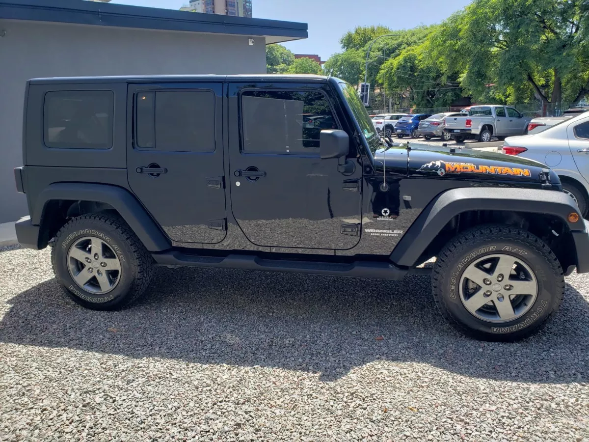 Jeep Wrangler 3.8 Sport Unlimited 199cv Atx