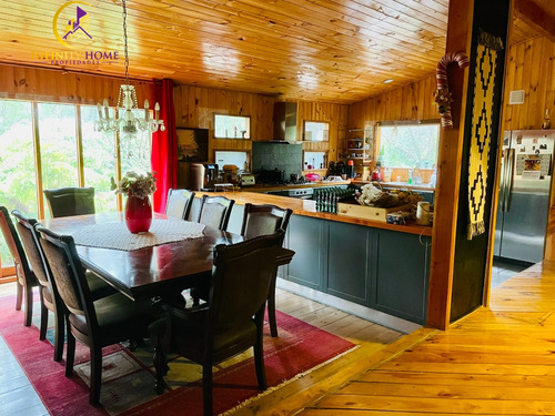 Vende Casa Con Gran Terreno Caburgua Pucón