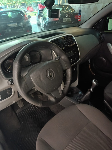 Renault Logan 1.0 16v Expression Hi-flex 4p