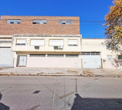 Venta De Galpones Depósito 1700m2 Fuerza Motriz En Bernal Quilmes