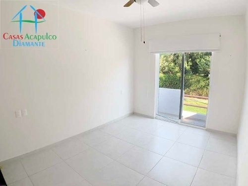 Imagen 9 de 14 de Cad Villas Velato Joker 12. Roof Garden, Con Pérgola