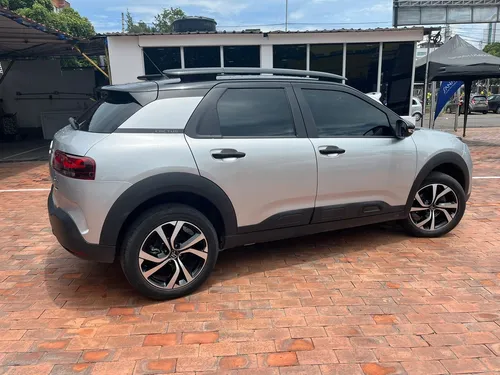 Citroën C4 Cactus 1.6 Shine Turbo Aut