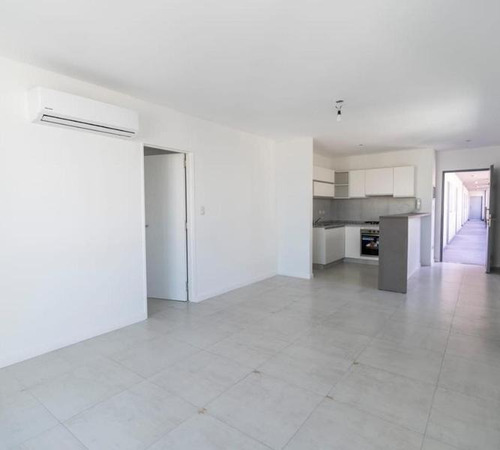 Imagen 5 de 14 de Condominio Roca. Deptos De 1 Y 2 Dormitorios. Cocheras.