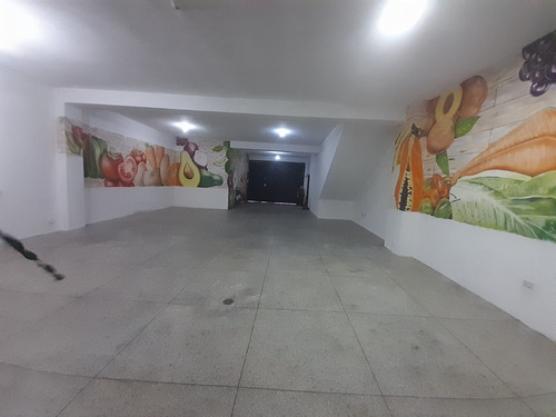 Se Alquila Local Comercial En Propatria 150m2