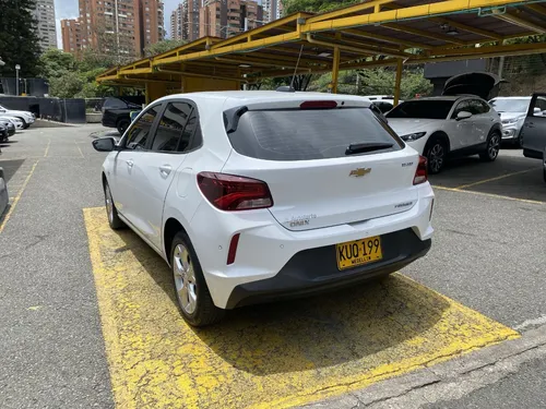 Chevrolet Onix 1.0 Premier At 2022