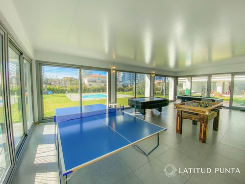 Imagen 24 de 28 de Apartamento Pasante Con Doble Balcón - Punta Del Este Brava