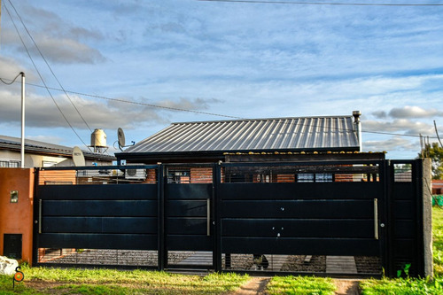 Casa De 3 Dormitorios En Venta