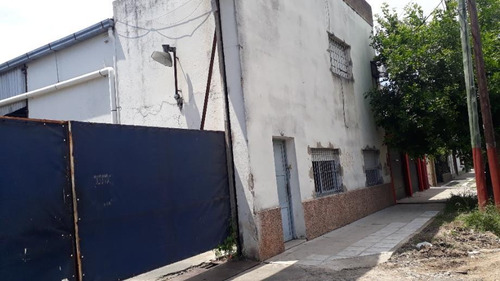 Imagen 2 de 14 de Galpon En Venta En Lanus Este