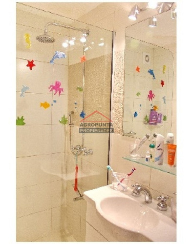 Apartamento En Peninsula, 2 Dormitorios *- Ref: 2926