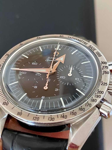 Relógio Omega Speedmaster Broad Arrow