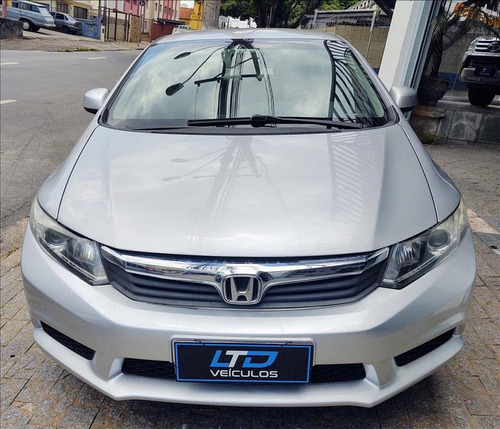 Imagem 4 de 14 de Honda Civic Honda Civic 1.8 Lxs 16v Flex Automático 2013