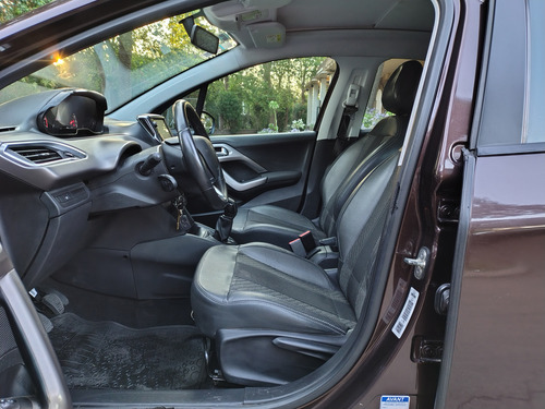 Peugeot 208 1.6 Allure