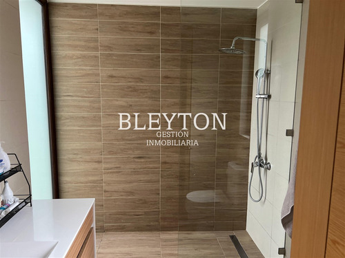 Departamento En Arriendo De 3 Dorm. Y 3b En Los Almendros