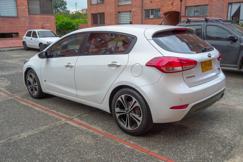 Kia Cerato Pro Sport Summa