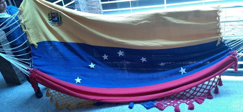 Imagen 5 de 5 de Hamaca Tamaño King Size Modelo Bandera De Venezuela Tricolor