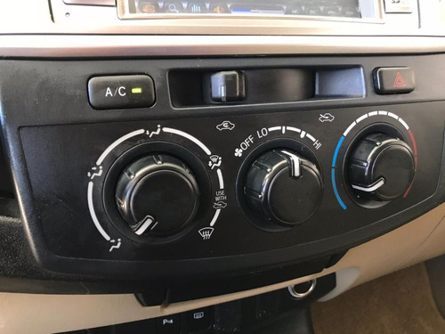 Imagem 6 de 9 de Toyota Hilux Sw4 4x2 Sr 2015