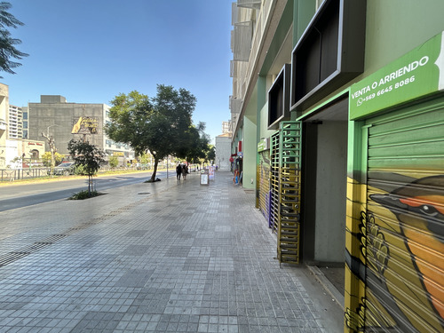 Venta Local Comercial En El Corazón Ñuñoa