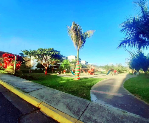 Imagen 9 de 11 de Venta De Apartamento En El Solar De La Quinta, Los Teques. Ofx