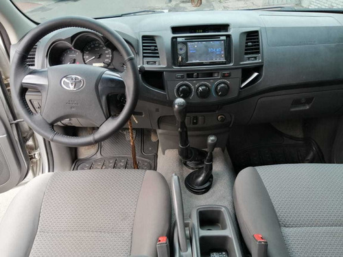 Toyota Hilux Mt 2500 4x4
