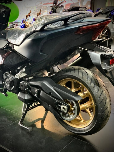 Imagen 7 de 22 de Yamaha T-max Modelo 2023 0km