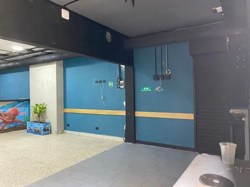 Vendo Local Cerca Del Éxito De Colombia, Para Inversión, Ubicado Sobre Vía Principal