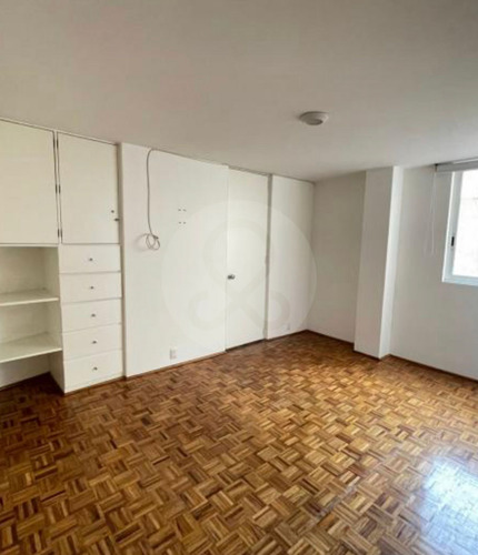 Edificio En Venta En Nápoles