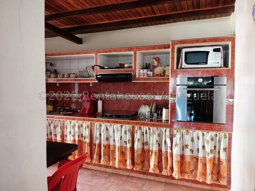 Imagen 24 de 30 de Casa En Venta Zona Norte Barquisimeto Lara Rah. 23-105895 // Invierta Seguro Con Rentahouse//