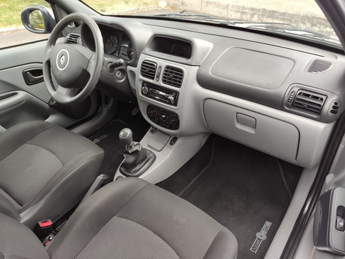 Renault Clio Style Night & Day